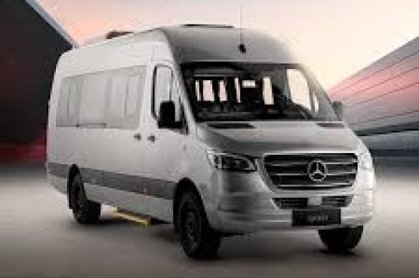 16 Minivan de Hanoi a Sa Pa - Minibus da Hanoi a Sa Pa - 50€
